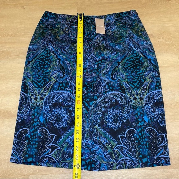 Chicos Animal Paisely Anna Skirt Size 1 NWT - Picture 2 of 8